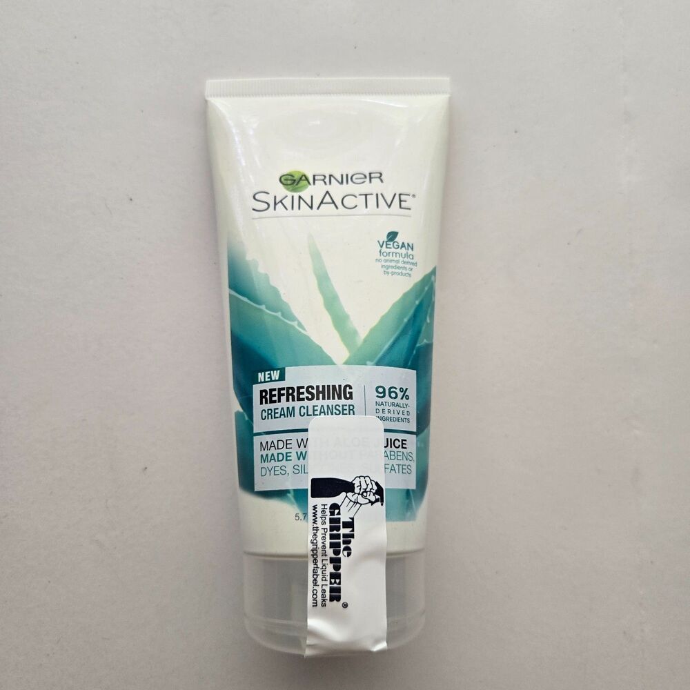 Garnier SkinActive Refreshing Cream Cleanser 5.7 Oz Vegan Formula Facial Wash